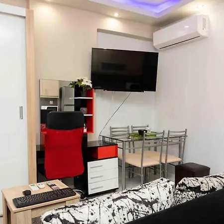 Luxury In Downtown Апартаменты *