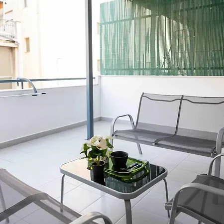 Luxury In Downtown Апартаменты *
